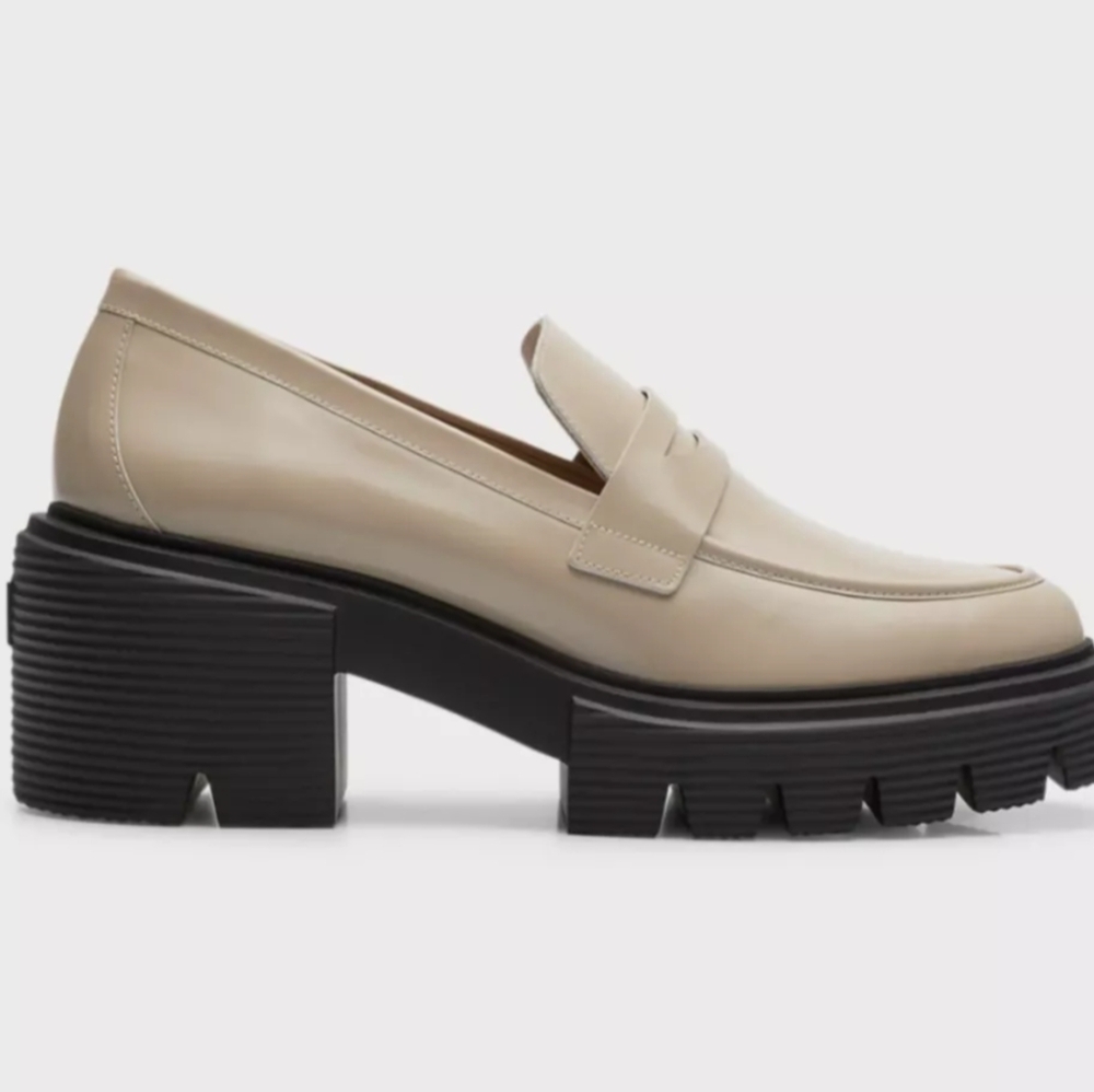 Stuart Weitzman Soho Loafer Leather Casual Penny Loafers Size 7B (Saks fifth Ave